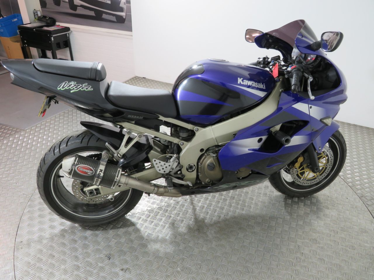 2002 KAWASAKI ZX-9R BLUE with 29401 miles - Used Motorbikes