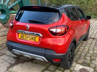 USED 2018 68 RENAULT CAPTUR 0.9 GT LINE TCE 5d 89 BHP STUNNING 2018/68reg CAPTUR TCE 'GT-LINE' - FLAME RED / BLACK ROOF / BLACK ALLOYS - FULL BLACK LEATHER - SATELLITE NAVIGATION - 1 FORMER KEEPER - SERVICE HISTORY - FREE 12 MONTHS WARRANTY / BREAKDOWN RECOVERY INCLUDED