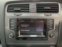 USED 2013 63 VOLKSWAGEN GOLF 1.6 TDI BlueMotion Tech SE Hatchback 5dr Diesel DSG Euro 5 (s/s) (105 ps) Tech Pack, Bluetooth, DAB