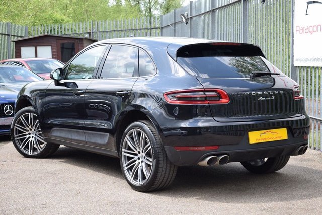 View our PORSCHE MACAN