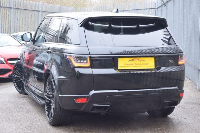View our LAND ROVER RANGE ROVER SPORT