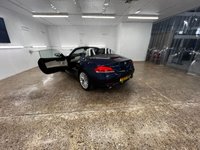 USED 2009 09 BMW Z4 3.0 Z4 SDRIVE35I ROADSTER 2d 302 BHP VERY RARE CAR  APPRECIATING ASSETT