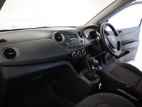 USED 2017 17 HYUNDAI I10 1.2 SE 5d 86 BHP LOW MILES, ONE OWNER FROM NEW. WITH LOW COST ROAD TAX & ULEZ RATED 6