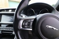 USED 2020 20 JAGUAR XF 2.0d [180] R-Sport 4dr Automatic Euro 6 (Premium Navigation, R-Sport Styling, Heated Leather Seats) !! NATIONWIDE DELIVERY AVAILABLE !!