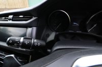 USED 2020 20 JAGUAR XF 2.0d [180] R-Sport 4dr Automatic Euro 6 (Premium Navigation, R-Sport Styling, Heated Leather Seats) !! NATIONWIDE DELIVERY AVAILABLE !!
