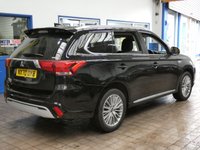 USED 2020 70 MITSUBISHI OUTLANDER 2.4 PHEV DESIGN 5d 222 BHP APP SAT NAV REAR VIEW CAMERA 1 OWNER MITSUBISHI WARRANTY TILL SEPT 2025