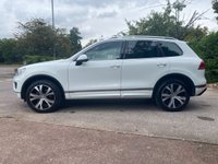 USED 2016 66 VOLKSWAGEN TOUAREG 3.0 V6 R-LINE TDI BLUEMOTION TECHNOLOGY 5d 259 BHP 20in DIAMOND CUT-LEATHER HEATED