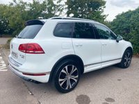 USED 2016 66 VOLKSWAGEN TOUAREG 3.0 V6 R-LINE TDI BLUEMOTION TECHNOLOGY 5d 259 BHP 20in DIAMOND CUT-LEATHER HEATED