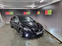 USED 2015 15 VOLVO V40 2.0 T2 R-DESIGN 5d 120 BHP 