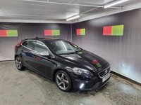 USED 2015 15 VOLVO V40 2.0 T2 R-DESIGN 5d 120 BHP 