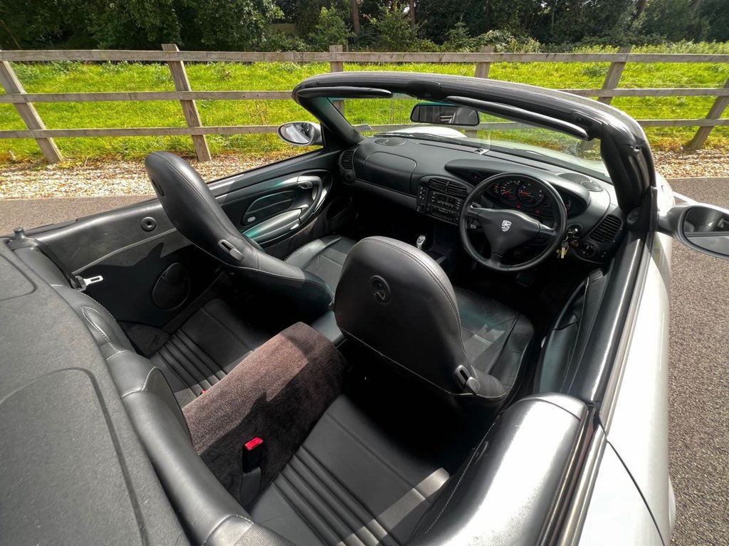 USED 2000 V PORSCHE 911 CARRERA 2 CABRIOLET 3.4 // Manual // px swap 