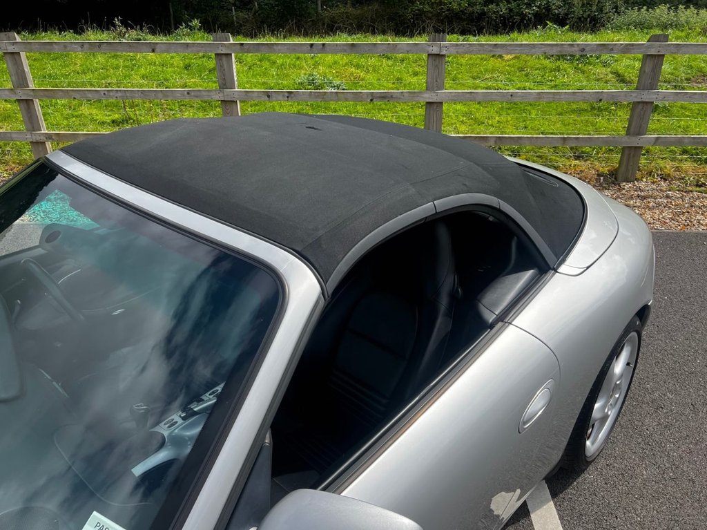 USED 2000 V PORSCHE 911 CARRERA 2 CABRIOLET 3.4 // Manual // px swap 