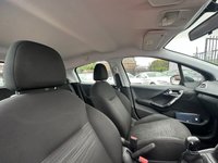 USED 2014 64 PEUGEOT 208 1.2 ACCESS PLUS 5d 82 BHP 2 PREVIOUS KEEPERS +  GREAT CONDITION +  BLUETOOTH +  AUX +  USB +  DAB RADIO +  CRUISE CONTROL +  AIR CON +  TRACTION CONTROL +  DAY TIME RUNNING LIGHTS +  SPARE WHEEL +  16 INCH ALLOY WHEELS +