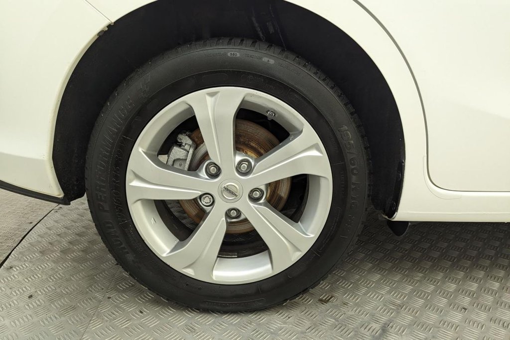 USED 2015 15 NISSAN PULSAR 1.2 ACENTA DIG-T 5d  