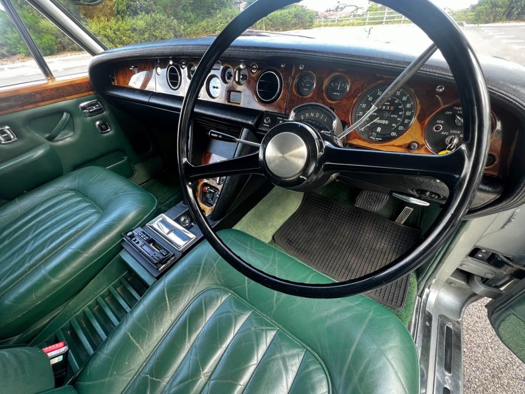 USED 1974 ROLLS-ROYCE SILVER SHADOW 1 // 6230cc V8 // 4d // px swap  