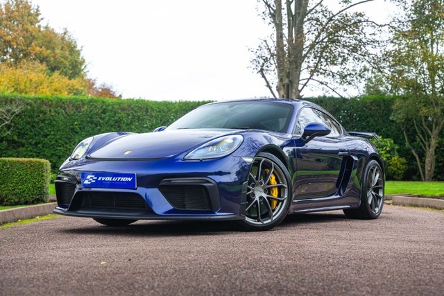 2019 69 Porsche 718 4.0 CAYMAN GT4 2d 415 BHP