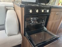 USED 2018 68 SWIFT SELECT 184 SWIFT SELECT 184 2.3 35 C/C MULTIJET II 129 BHP EXCEPTIONAL EXAMPLE 4 BERTH WITH DINING AREA & SEPARATE WET ROOM WITH TOILET & SHOWER!