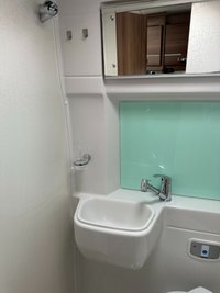 USED 2018 68 SWIFT SELECT 184 SWIFT SELECT 184 2.3 35 C/C MULTIJET II 129 BHP EXCEPTIONAL EXAMPLE 4 BERTH WITH DINING AREA & SEPARATE WET ROOM WITH TOILET & SHOWER!