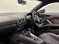 USED 2015 65 AUDI TT 2.0 TDI ULTRA S LINE 2d 182 BHP Hosting a very generous specification including Comfort & Sound package, Diamond Cut Alloy wheels