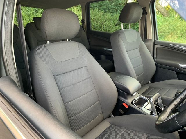 View our FORD S-MAX