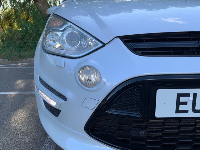 View our FORD S-MAX