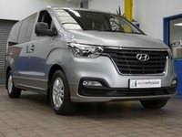 USED 2019 19 HYUNDAI i800 2.5 CRDI SE NAV 5d 134 BHP 8 SEATS SAT NAV HEATED SEATS PARKING SENSORS 1 OWNER HYUNDAI WARRANTY TILL MARCH 2024