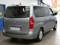 USED 2019 19 HYUNDAI i800 2.5 CRDI SE NAV 5d 134 BHP 8 SEATS SAT NAV HEATED SEATS PARKING SENSORS 1 OWNER HYUNDAI WARRANTY TILL MARCH 2024