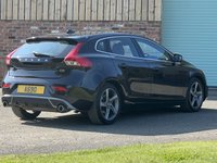USED 2014 14 VOLVO V40 1.6 D2 (115) R DESIGN 5dr 6 Speed Manual (Sports Styling, Heated Suede/Leather Seats, Dual Climate, DAB, Digital Cockpit) !! NATIONWIDE DELIVERY AVAILABLE !!