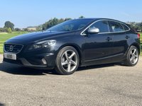 USED 2014 14 VOLVO V40 1.6 D2 (115) R DESIGN 5dr 6 Speed Manual (Sports Styling, Heated Suede/Leather Seats, Dual Climate, DAB, Digital Cockpit) !! NATIONWIDE DELIVERY AVAILABLE !!
