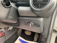USED 2014 64 MINI HATCH COOPER 2.0 COOPER S 3d 189 BHP MASSIVE SPEC 2014/64reg MINI COOPER 'S' 3DR AUTOMATIC - CHILLI PACK - TWIN GLASS ROOF - DIAMOND CLOTH / LEATHER SPORTS INTERIOR - NAVIGATION - 2 OWNERS - VERY LOW MILEAGE - FULL HISTORY - FREE 12 MONTHS WARRANTY / BREAKDOWN RECOVERY INCLUDED