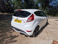 USED 2017 17 FORD FIESTA 1.6 ST-2 3d 180 BHP ZERO DEPOSIT FINANCE AVAILABLE