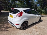 USED 2017 17 FORD FIESTA 1.6 ST-2 3d 180 BHP ZERO DEPOSIT FINANCE AVAILABLE