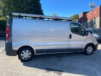 USED 2010 60 RENAULT TRAFIC 2.0 LL29 DCI S/R 115 BHP ROOF RACK, SECURITY LOCKS, LADDER