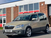 USED 2011 11 SKODA ROOMSTER 1.2 SCOUT TSI DSG 5d 103 BHP FULL SERVICE RECORD +  REAR PARKING SENSORS +  PANORAMIC ROOF +  AIR CONDITIONER +  TRACTION CONTROL +  AUX +  PRIVACY GLASS +  17 INCH ALLOY WHEELS +