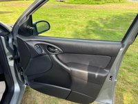 USED 2003 03 FORD FOCUS 1.6 LX 5d 99 BHP 