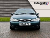 USED 2000 W FORD MONDEO 2.0 GHIA X 16V 5d 130 BHP 2 OWNERS (LAST SINCE 2001) - AIR CONDITIONING - ALLOY WHEELS - CENTRAL LOCKING - HEATED SEATS - SUNROOF - ELECTRIC LEATHER SEATS