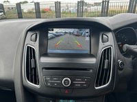 USED 2015 15 FORD FOCUS 1.5 TITANIUM X 5d 180 BHP HEATED FRONT WINDSCREEN - HEATED SEATS - FRONT AND REAR PARK ASSIST - BLUETOOTH HANDSFREE - NAVIGATION SYSTEM