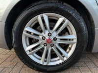 USED 2013 63 JAGUAR XF 2.2 D LUXURY 4d 200 BHP LOW MILES/HEATED FRONT SCREEN