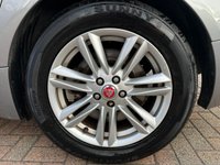 USED 2013 63 JAGUAR XF 2.2 D LUXURY 4d 200 BHP LOW MILES/HEATED FRONT SCREEN