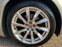 USED 2014 14 JAGUAR XF 2.2 D PREMIUM LUXURY 4d 200 BHP 