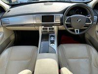 USED 2014 14 JAGUAR XF 2.2 D PREMIUM LUXURY 4d 200 BHP 