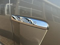 USED 2014 14 JAGUAR XF 2.2 D PREMIUM LUXURY 4d 200 BHP 