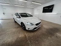 USED 2017 17 VOLVO V40 2.0 T2 R-DESIGN NAV PLUS 5d 120 BHP WITH THE ADDITION OF PARKING SENSORS. THIS HAS A GREAT SERVICE RECORD JUST BEEN SERVICED