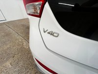 USED 2017 17 VOLVO V40 2.0 T2 R-DESIGN NAV PLUS 5d 120 BHP WITH THE ADDITION OF PARKING SENSORS. THIS HAS A GREAT SERVICE RECORD JUST BEEN SERVICED