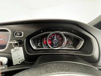 USED 2017 17 VOLVO V40 2.0 T2 R-DESIGN NAV PLUS 5d 120 BHP WITH THE ADDITION OF PARKING SENSORS. THIS HAS A GREAT SERVICE RECORD JUST BEEN SERVICED