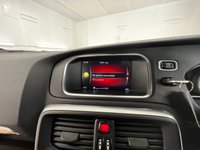 USED 2017 17 VOLVO V40 2.0 T2 R-DESIGN NAV PLUS 5d 120 BHP WITH THE ADDITION OF PARKING SENSORS. THIS HAS A GREAT SERVICE RECORD JUST BEEN SERVICED