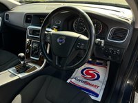 USED 2011 11 VOLVO V60 1.6 T3 ES 5d 148 BHP 
