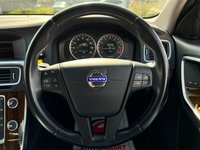 USED 2011 11 VOLVO V60 1.6 T3 ES 5d 148 BHP 