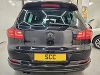USED 2013 13 VOLKSWAGEN TIGUAN 2.0 R LINE TDI BLUEMOTION TECH 4MOTION DSG 5d 139 BHP Bluetooth,Parking Sensors,DAB