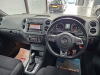 USED 2013 13 VOLKSWAGEN TIGUAN 2.0 R LINE TDI BLUEMOTION TECH 4MOTION DSG 5d 139 BHP Bluetooth,Parking Sensors,DAB